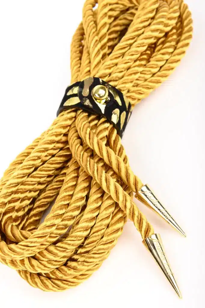 Fraulein Kink Deluxe Bondage Seil mit Spikes 2