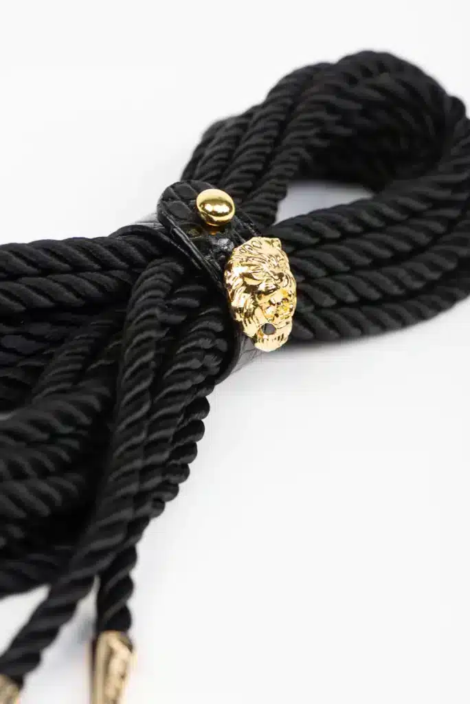 Fräulein Kink Leone Bondage Seil 4