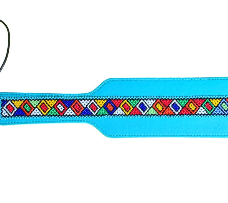 Shiri Zinn Blaues Paddel