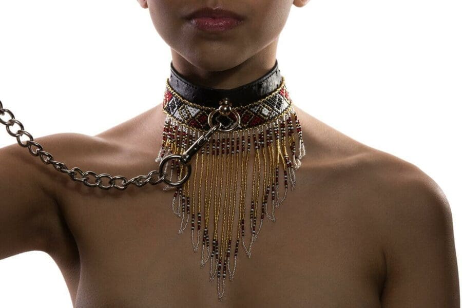Shiri Zinn Schwarze Halskette