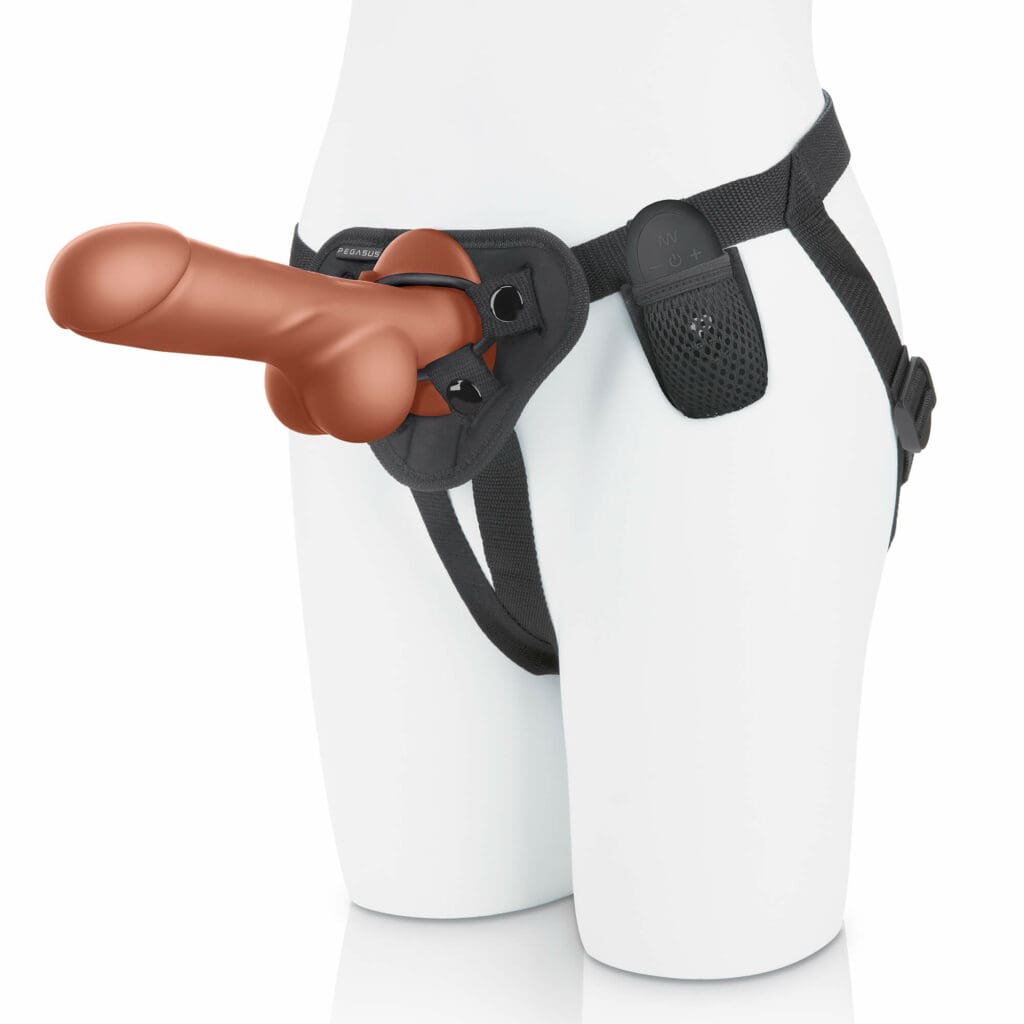 Pegasus Realistischer Dildo mit Harness Bronze 203 cm