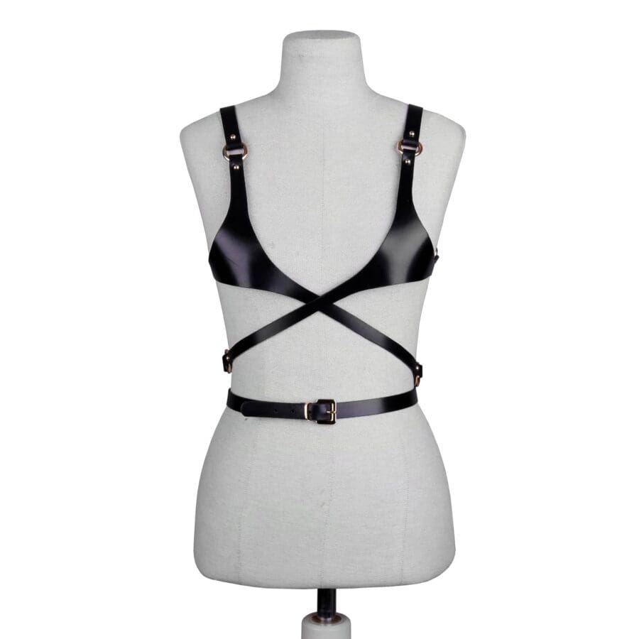 Elif Domanic Gekreuzter Harness Bh