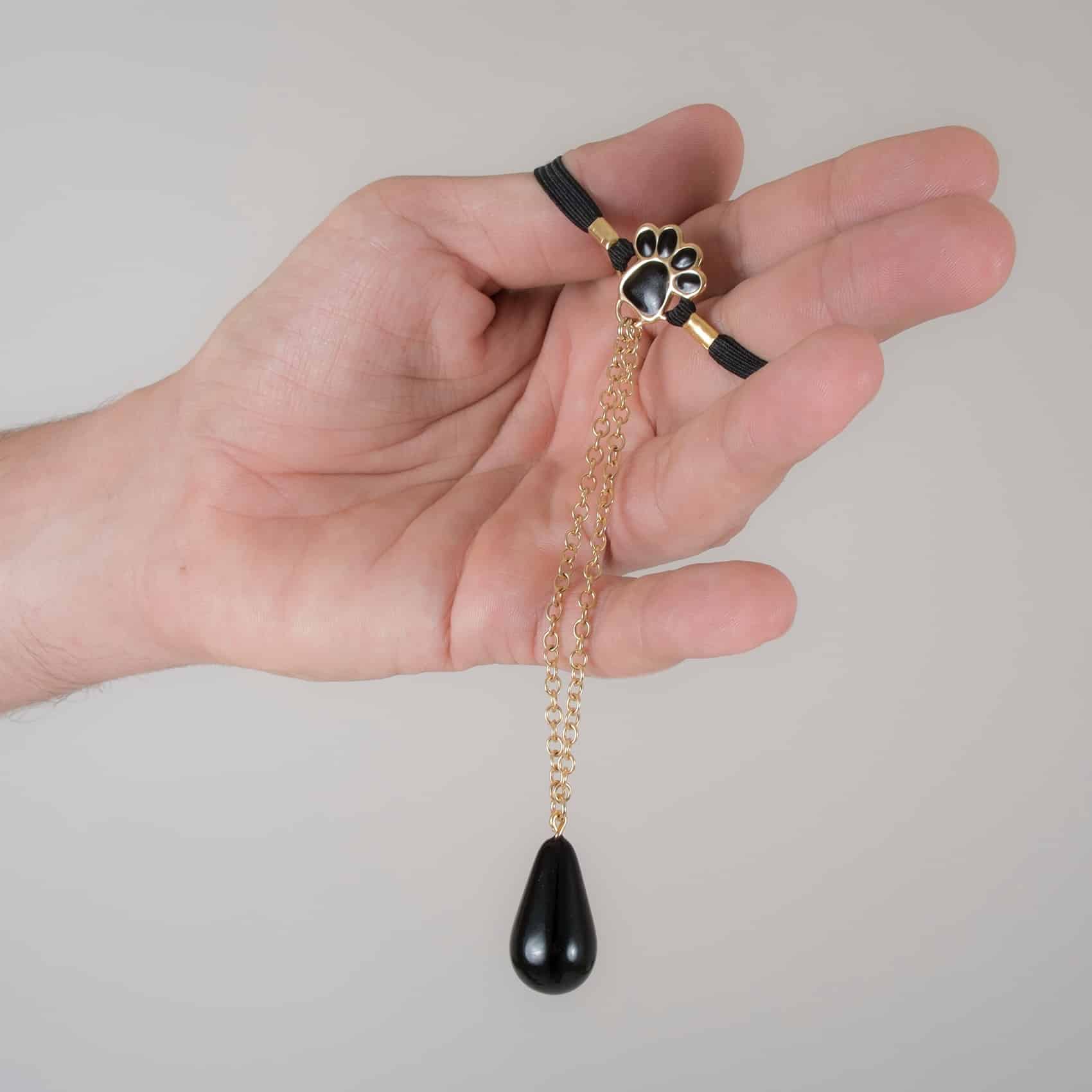 Sylvie Monthulé – Penisschmuck Feline Anhänger | Gold