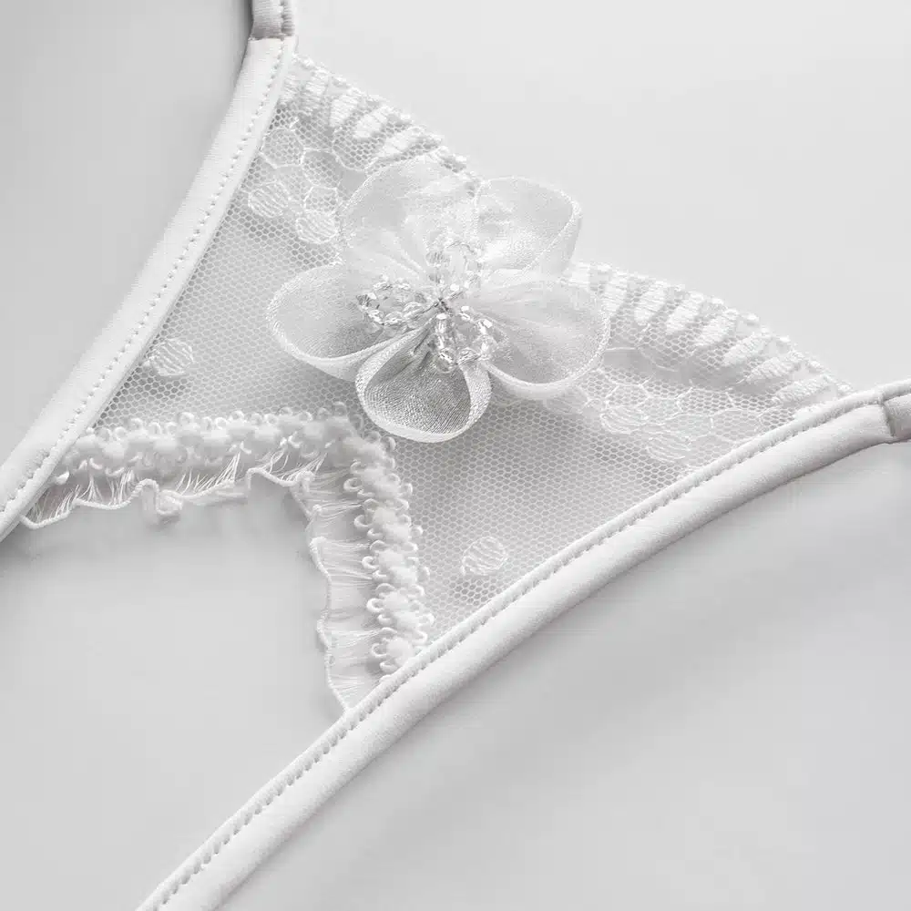 Lucky Cheeks | Secret Desire – Offener Slip mit Schmuckelementen – Bild 6