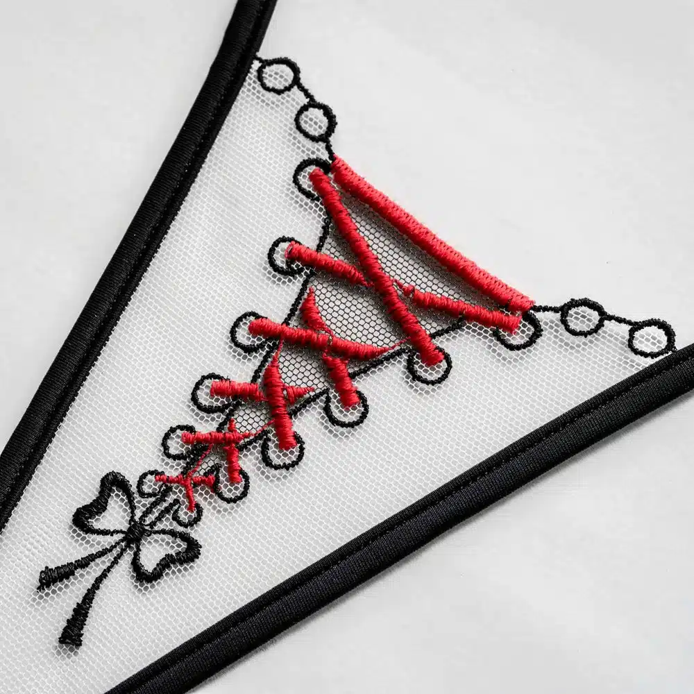 Lucky Cheeks | Unter dem Dirndl – Mini-G-String – Schwarz/Rot – Bild 3